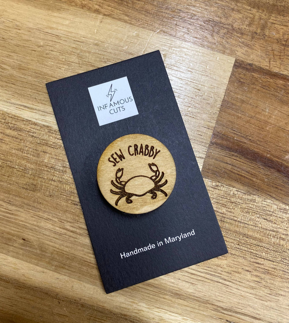 Needle Minder -- Sew Crabby
